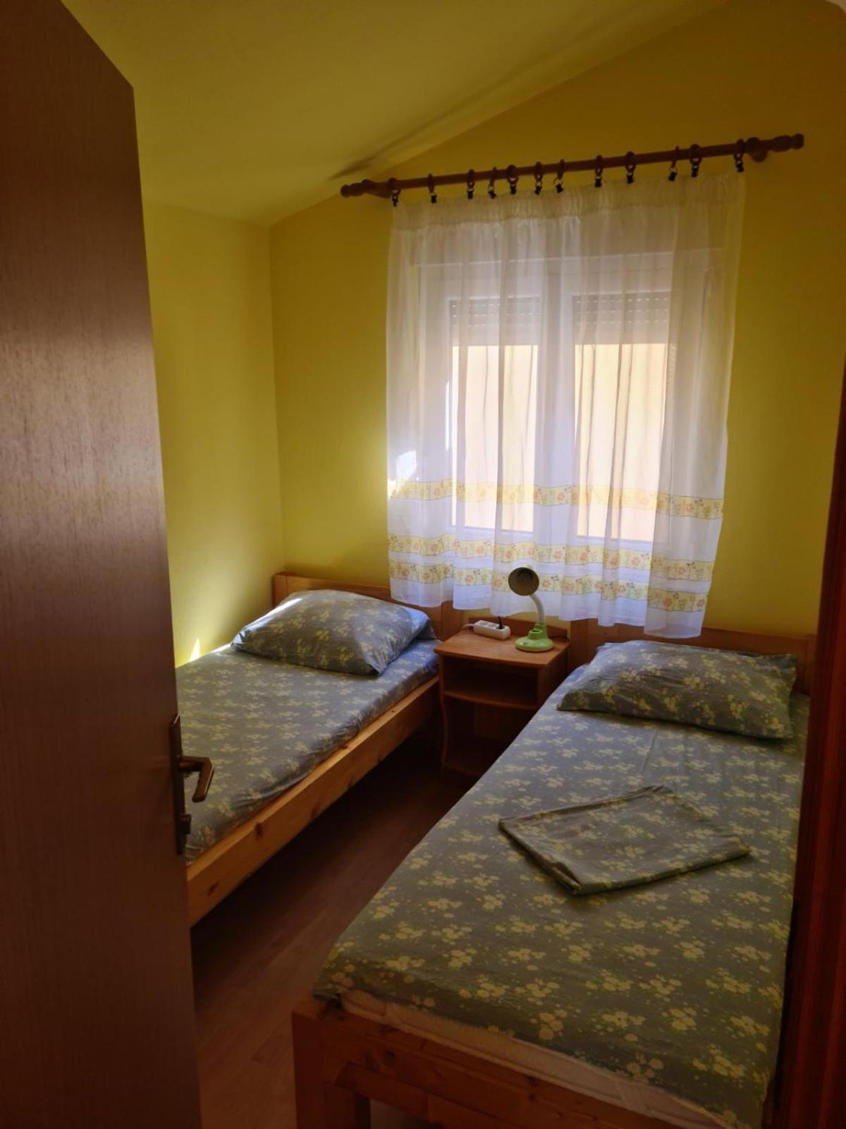 Apartmani Jelena Neum Exterior photo