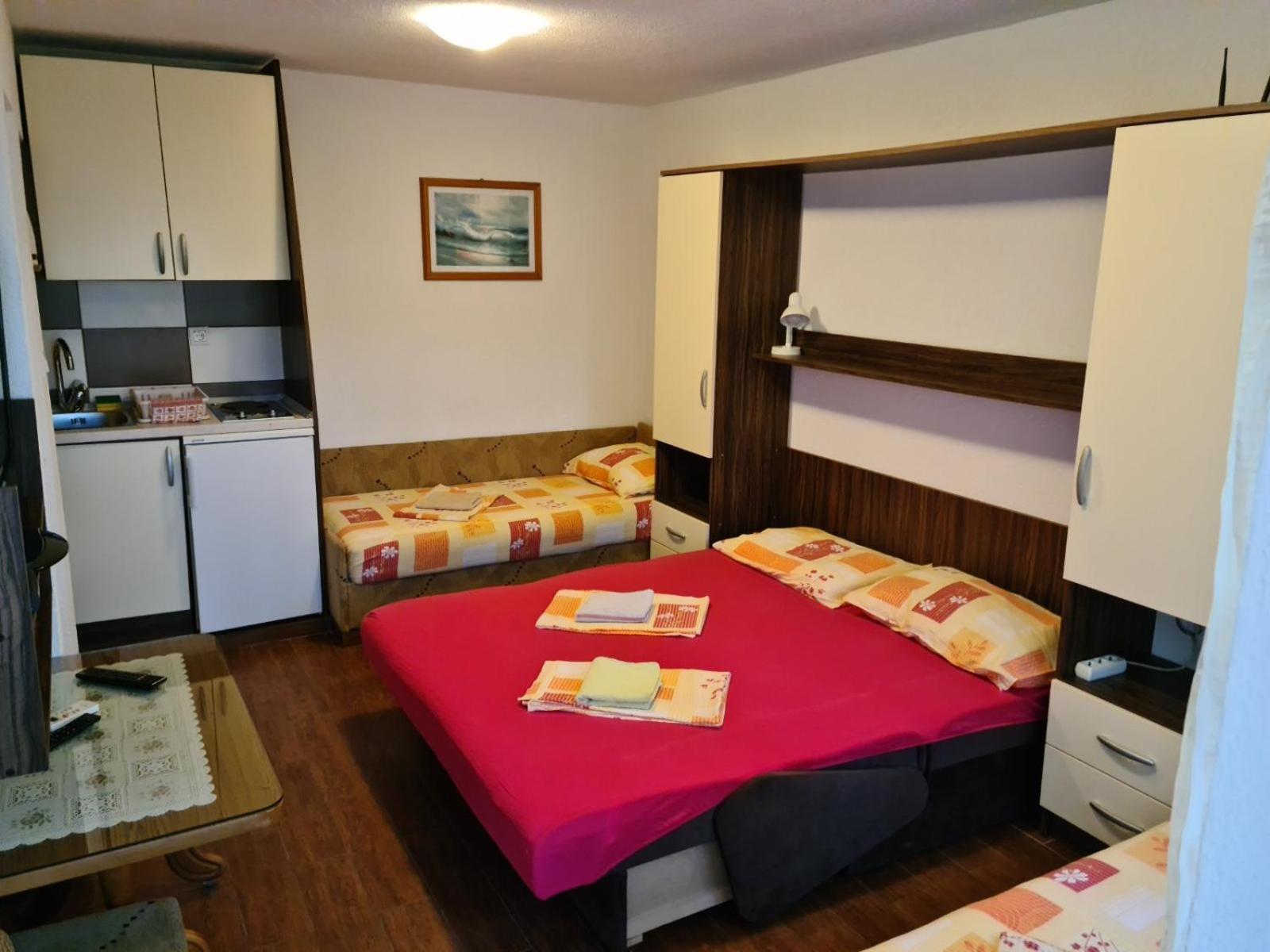 Apartmani Jelena Neum Exterior photo